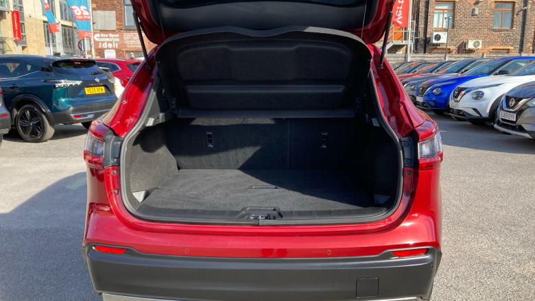 Nissan Qashqai 1.5 dCi 115 Tekna 5dr Diesel Hatchback